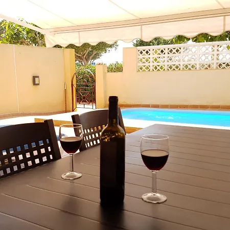 Pelicanos Golf & - Spacious And Modern With Terrace And Private Pool